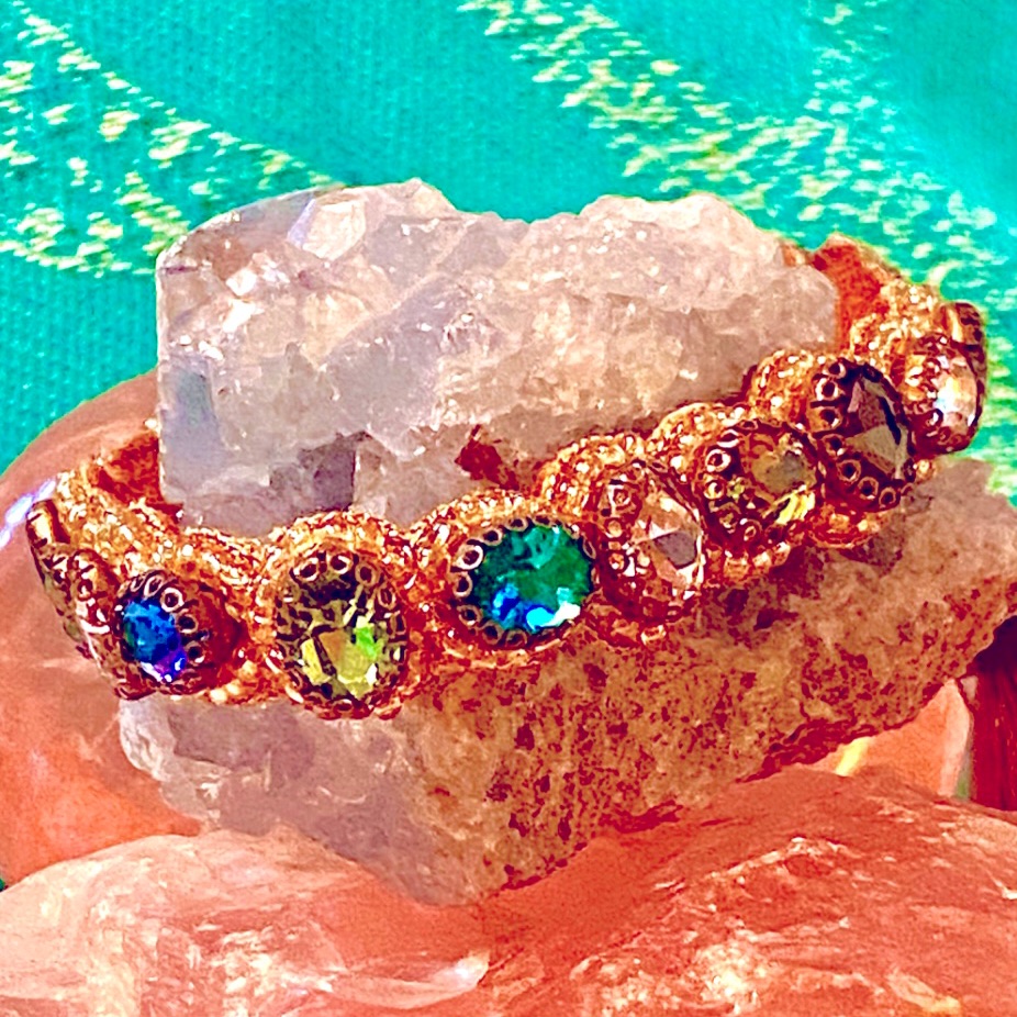 Nwt Deepa Gurnani Beaded Crystal Bracelet
